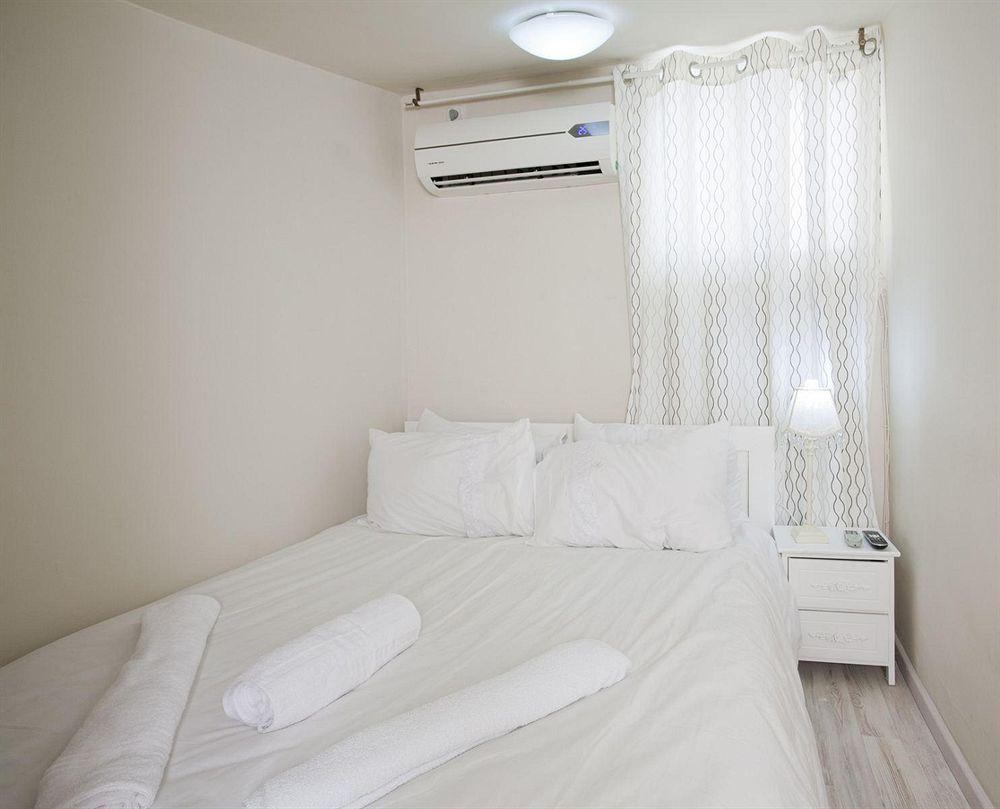 Aparthotel Levy - Neve Tzedek Tel Aviv Exterior foto